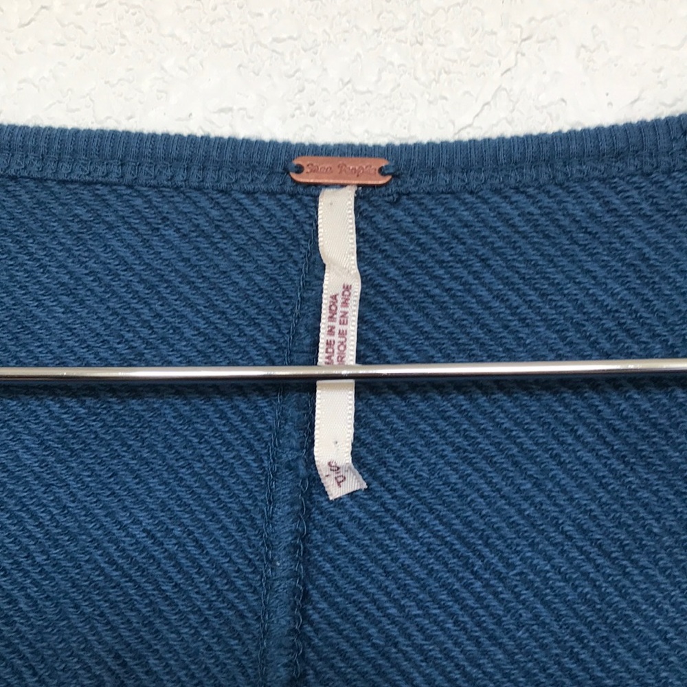 Free People Senorita Blue Cropped Pullover Sz S - Picture 3 of 7